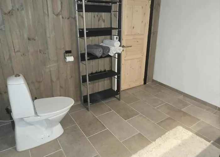 Δωμάτια σε οικογενειακή κατοικία Fox Lyngen